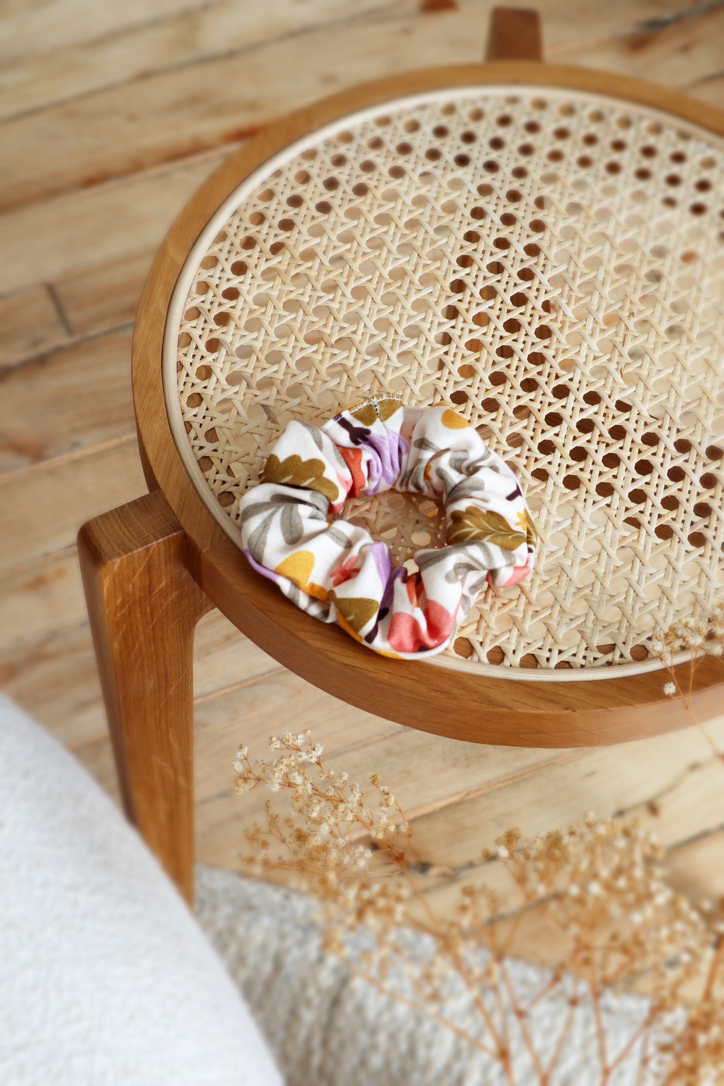 Hair Scrunchie - Mod Floral