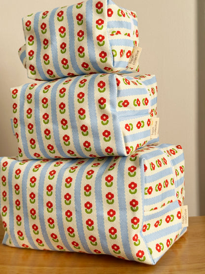 Makeup Bag - Folk Flower