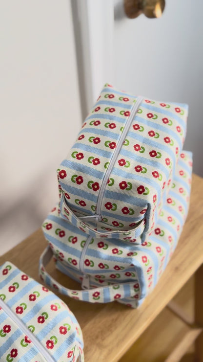 Makeup Bag - Folk Flower