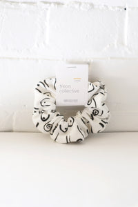 Hair Scrunchie - Woman Series