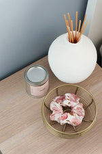 Load image into Gallery viewer, Hair Scrunchie - Juliet Florals

