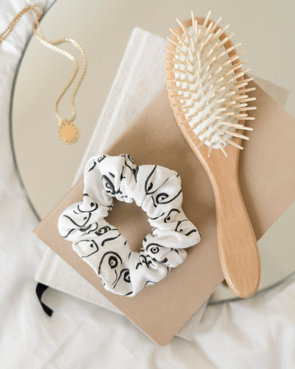 Hair Scrunchie - Woman Series
