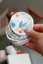 Load image into Gallery viewer, Cotton Rounds - Fawn Florals
